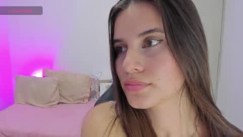 Gabriela online show from February 4, 9:52 pm