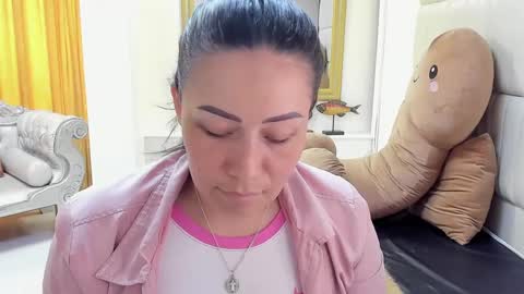 gabriela online show from December 26, 3:31 pm