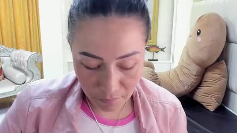 gabriela online show from December 26, 6:33 pm