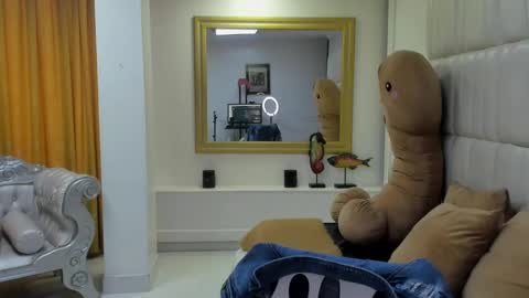 gabriela online show from January 11, 6:33 pm