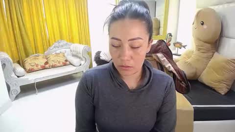 gabriela online show from February 12, 6:30 pm