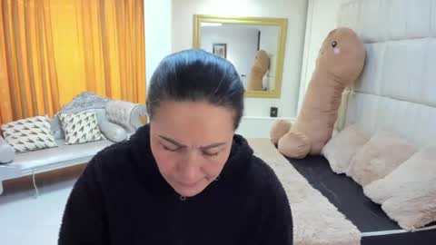 gabriela online show from November 11, 2:17 pm