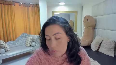 Snapshot of gaby_trent chatting on February 3, 3:39 pm gabriela online show from February 3, 3:39 pm