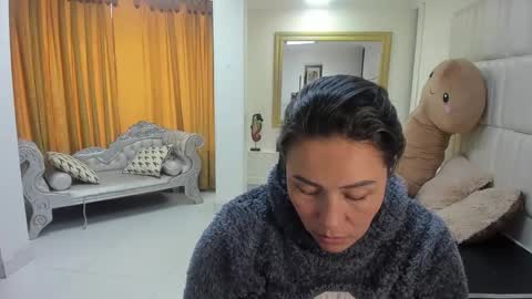 Snapshot of gaby_trent chatting on February 16, 3:30 pm gabriela online show from February 16, 3:30 pm