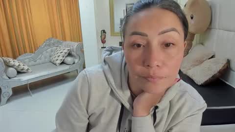 Snapshot of gaby_trent chatting on February 18, 1:51 pm gabriela online show from February 18, 1:51 pm