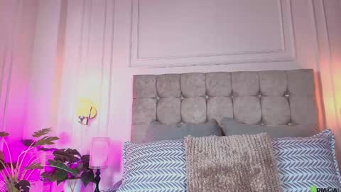 GabyEvans online show from April 24, 12:18 pm