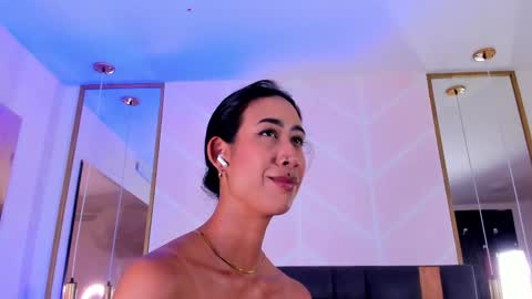 Gaby online show from December 17, 8:04 pm