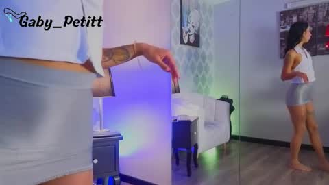 Snapshot of gabypetit chatting on June 3, 8:03 pm Gaby online show from June 3, 8:03 pm