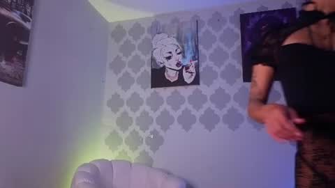 Snapshot of gabypetit chatting on July 4, 11:49 am Gaby online show from July 4, 11:49 am