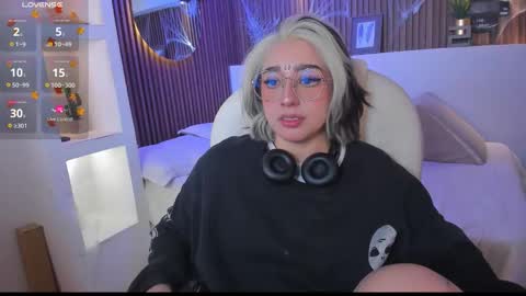 Snapshot of gabyrose9 chatting on November 4, 11:42 am gabyrose9 online show from November 4, 11:42 am