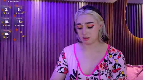 Snapshot of gabyrose9 chatting on November 14, 11:53 am gabyrose9 online show from November 14, 11:53 am