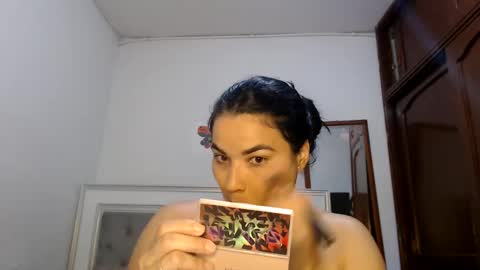 Snapshot of gabysot chatting on December 1, 5:02 pm gabysot online show from December 1, 5:02 pm