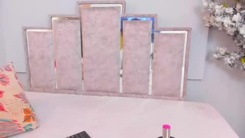 gabyyjones online show from February 26, 11:30 am