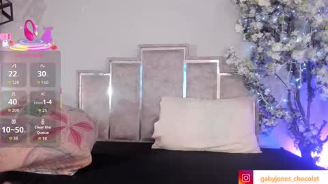 gabyyjones online show from October 27, 11:36 am