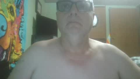 Snapshot of gadude45 chatting on June 22, 12:45 am gadude45 online show from June 22, 12:45 am
