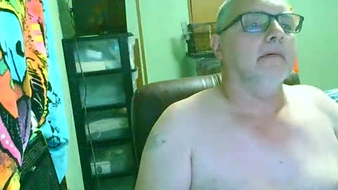 Snapshot of gadude45 chatting on July 10, 4:06 am gadude45 online show from July 10, 4:06 am