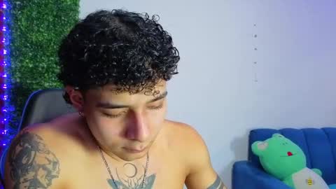 Snapshot of gael_david chatting on April 16, 5:08 am Gael online show from April 16, 5:08 am