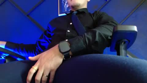 Gael Williams online show from February 18, 9:42 pm