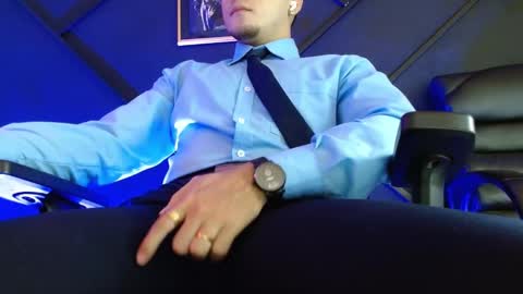 Gael Williams online show from February 21, 1:55 am