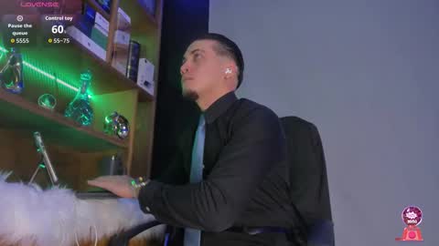 Gael Williams online show from October 28, 7:16 pm