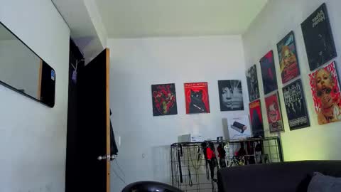 Gael Conner online show from October 14, 2:01 am