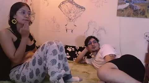 Gaia y Clayde online show from June 19, 8:34 pm