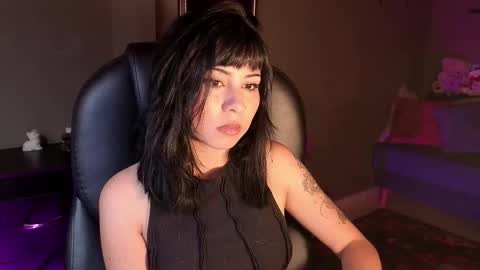 gaia_joness online show from December 1, 7:30 pm