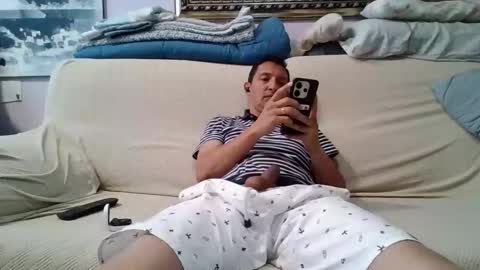 Snapshot of galanteescucha1712 chatting on May 5, 6:49 pm galante online show from May 5, 6:49 pm