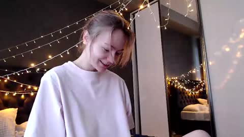 My name Lou 3 online show from December 5, 8:12 am