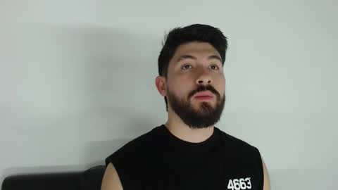 Snapshot of galit_g chatting on November 23, 10:20 pm Gari online show from November 23, 10:20 pm