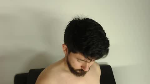 Snapshot of galit_g chatting on December 4, 2:54 am Gari online show from December 4, 2:54 am