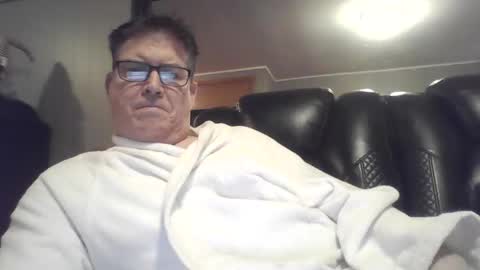 Snapshot of gameon1969 chatting on December 27, 7:40 am gameon1969 online show from December 27, 7:40 am