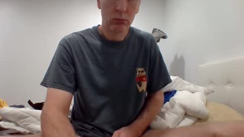 gamerboy200 online show from November 16, 11:43 pm