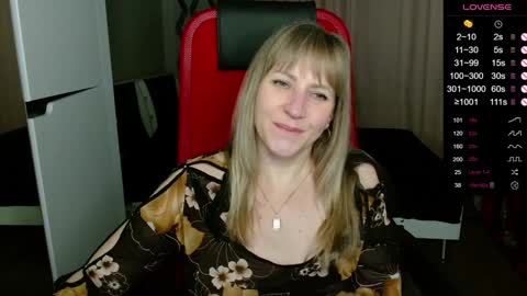 Snapshot of ganet469 chatting on December 16, 1:10 am Janette online show from December 16, 1:10 am