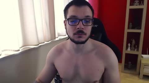 Snapshot of gangstalover8 chatting on December 5, 9:50 am GangstaLover online show from December 5, 9:50 am