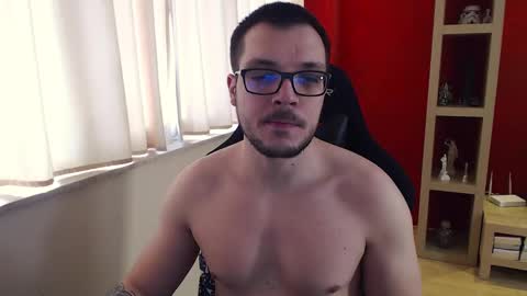 Snapshot of gangstalover8 chatting on December 29, 8:55 am GangstaLover online show from December 29, 8:55 am