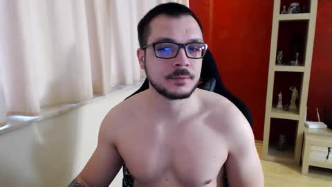 Snapshot of gangstalover8 chatting on February 6, 5:45 am GangstaLover online show from February 6, 5:45 am