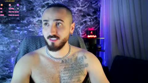Snapshot of garbel09 chatting on March 2, 6:27 am Chris Dont forget to gift me thumb up Its very important to me and makes me happy AF online show from March 2, 6:27 am