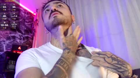 Snapshot of garbel09 chatting on October 29, 6:59 am Chris Dont forget to gift me thumb up Its very important to me and makes me happy AF online show from October 29, 6:59 am