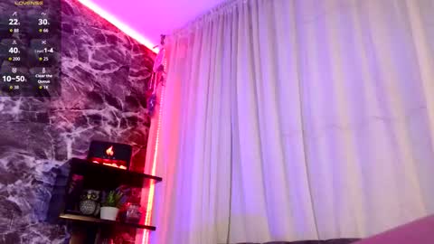 Snapshot of garbel09 chatting on November 12, 6:36 am Chris Dont forget to gift me thumb up Its very important to me and makes me happy AF online show from November 12, 6:36 am