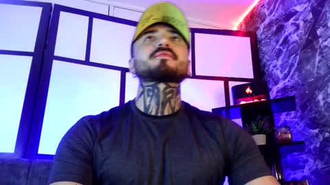 Snapshot of garbel09 chatting on December 14, 7:03 am Chris Dont forget to gift me thumb up Its very important to me and makes me happy AF online show from December 14, 7:03 am