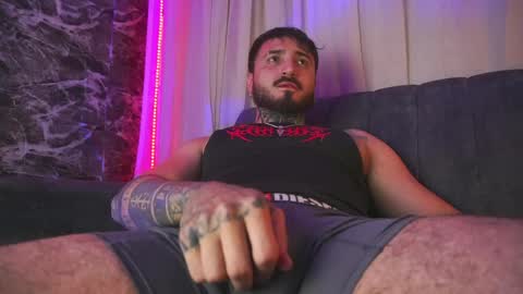 Chris  Dont forget to gift me thumb up Its very important to me and makes me happy AF  online show from April 8, 6:24 am