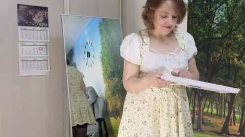 Ava online show from March 4, 10:35 am