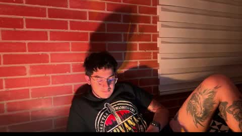 Snapshot of garyy333 chatting on September 23, 5:10 am Gary online show from September 23, 5:10 am