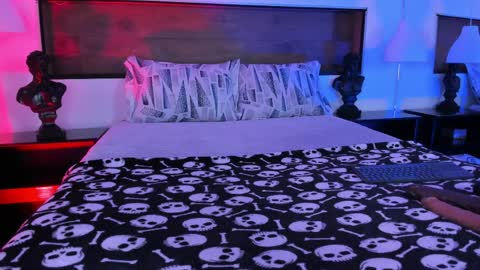  Usagi  online show from April 8, 2:22 am