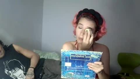 Snapshot of gasby_8 chatting on July 9, 11:20 pm gasby online show from July 9, 11:20 pm