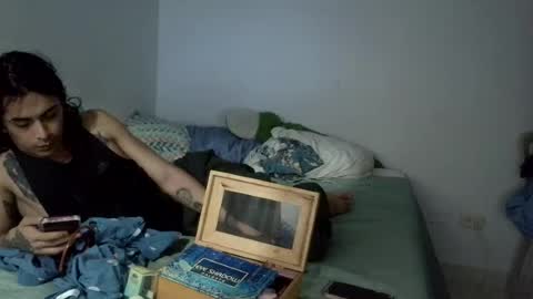 Snapshot of gasby_8 chatting on July 23, 3:37 am gasby online show from July 23, 3:37 am