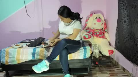 Diana online show from March 11, 2:54 am