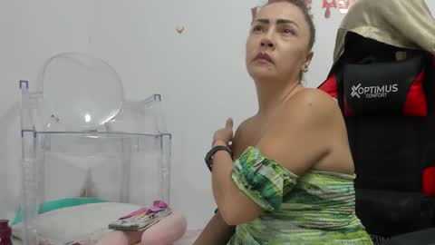 Mfe online show from September 30, 1:43 am