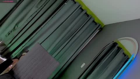 Vnecis Marn online show from January 7, 2:08 pm